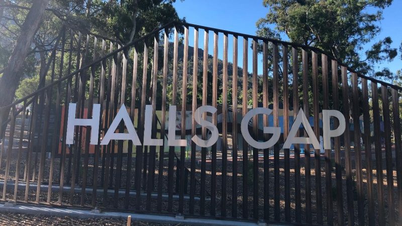 Halls Gap Sign Park 169